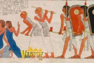 фараон не предполагал, что «перебежчики» были шпионами и что вся армия врага перешла из своего лагеря севернее Кадеша на восточный берег Оронта за Кадеш, чтобы оттуда нанести удар египтянам.